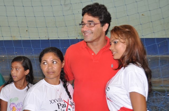 O ator Luciano Szafir esteve presente hoje no café da manhã com os organizadores da peça