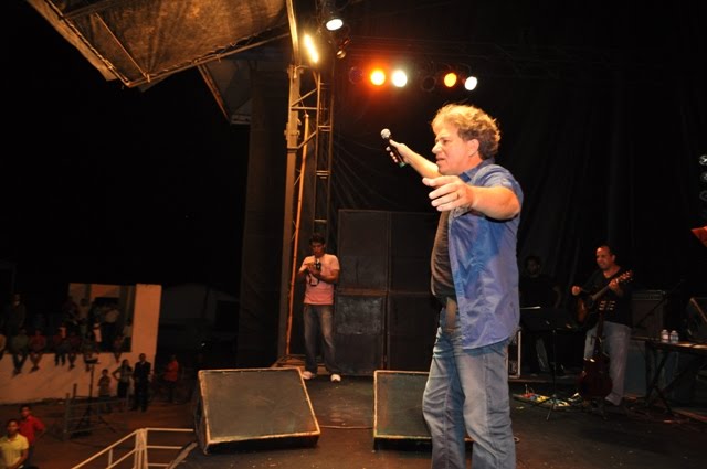 Festival gospel realizado em 31 de março, no cenário da encenação da paixão de cristo.