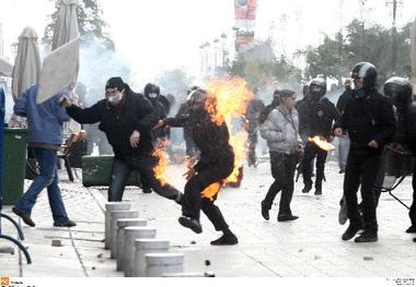 [epeisodia11_380x500.jpg]