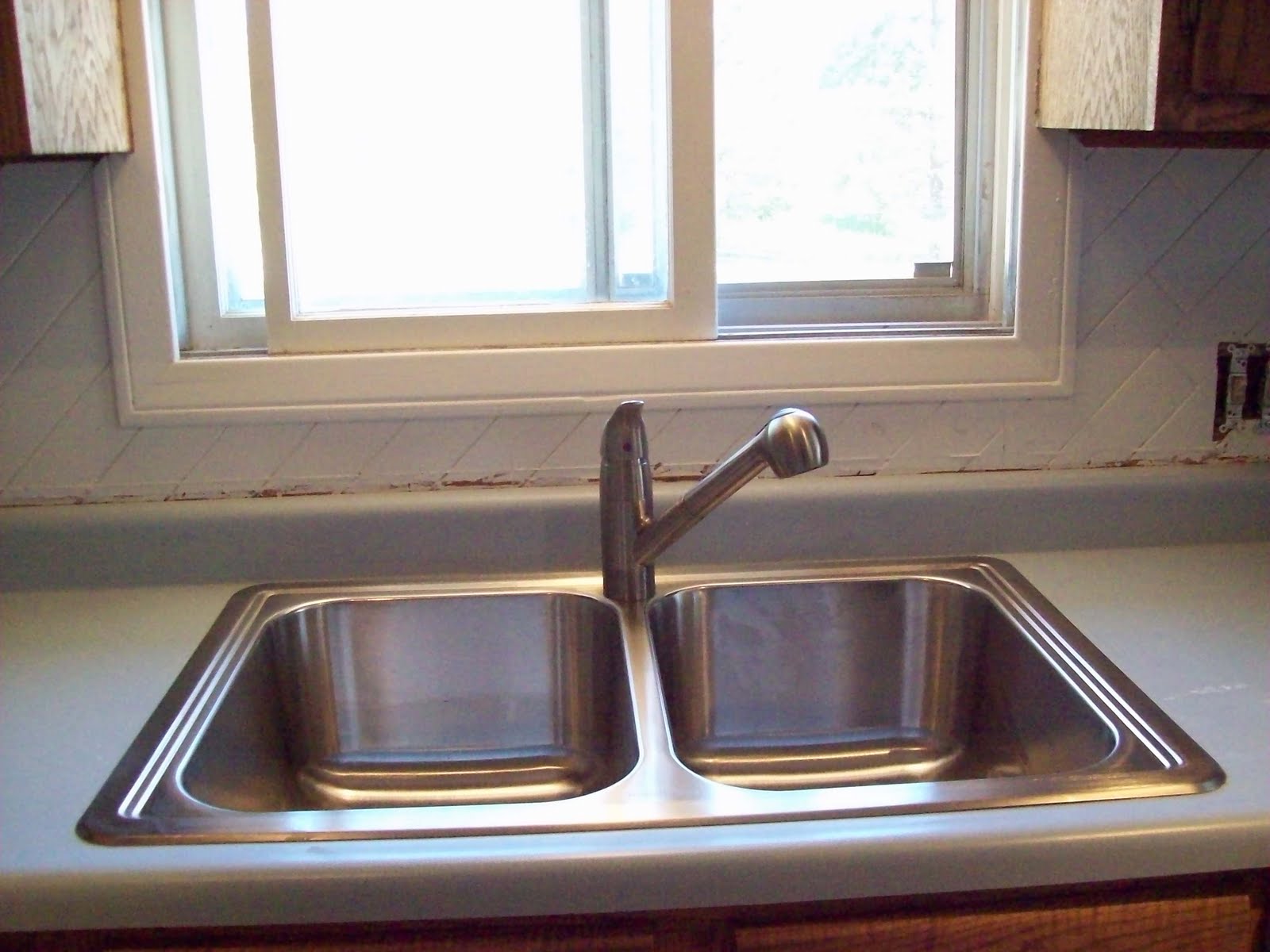 Creating the Faux Kitchen: The Sink