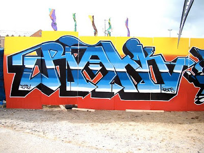 alphabet graffiti, arrow graffiti, graffiti letter