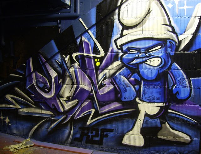 New Art Graffity Paint: Graffiti cartoon >> Smurf graffiti art