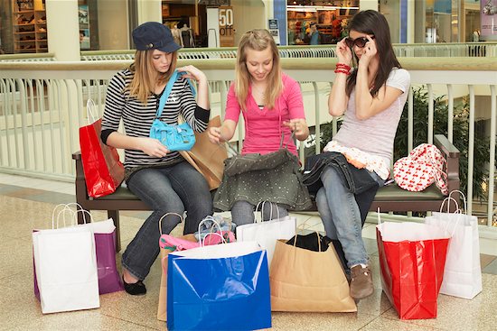 of teens shopping Pictures