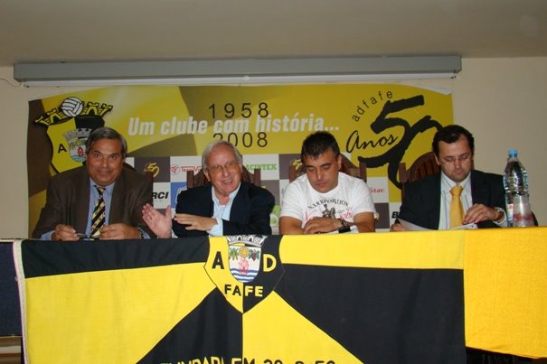 [Assembelia+Extraordinária+da+AD+fafe+007.JPG]