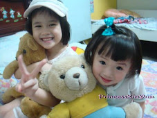 Jieyi and Chloe (my niece)