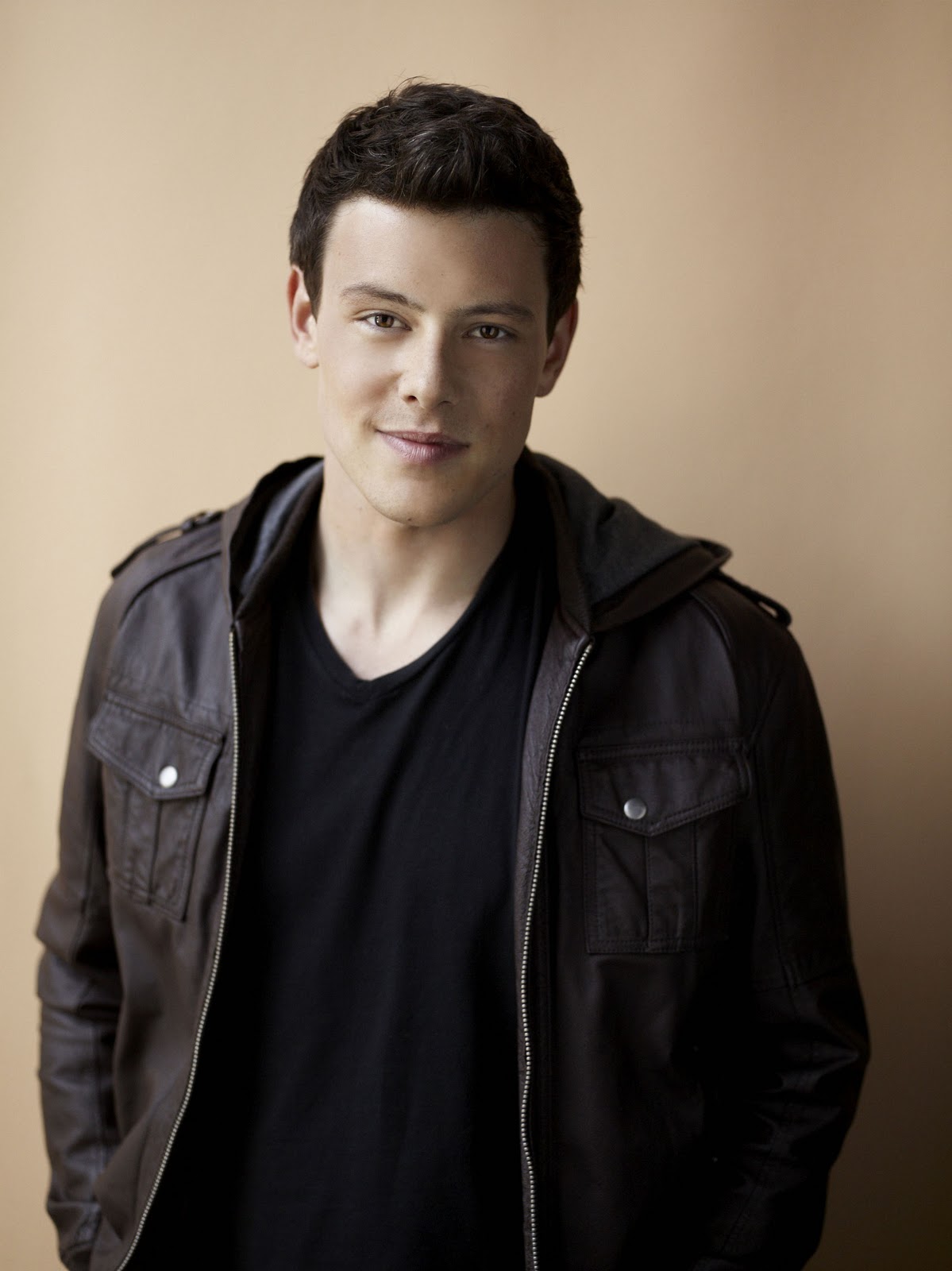 Glee Mexico | Tu Fuente #1 De Glee En Español: CORY LLEGANDO A LOS ANGELES