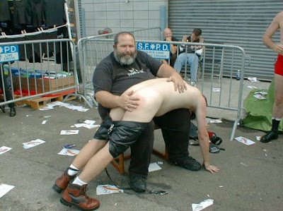 Spanking.bmp