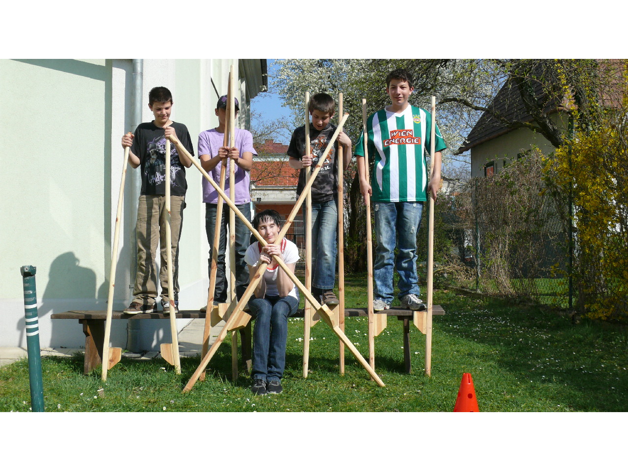 COMENIUS PROJECT 20092011 Outdoor Games Walking the Stilts...