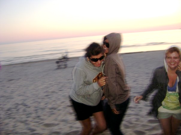 [beach18.jpg]
