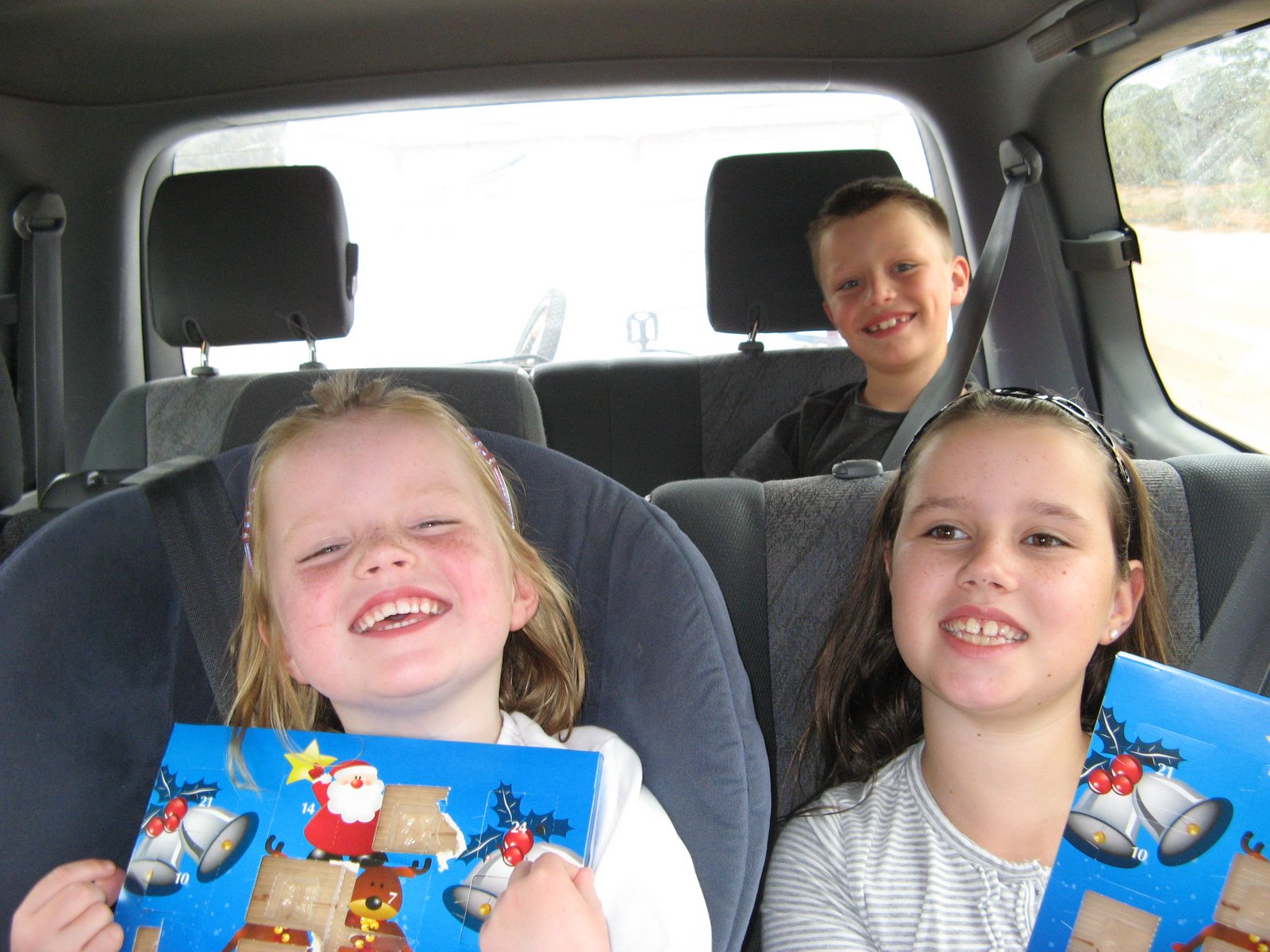 [069+28-10-2008+3-31-19+PM.JPG]