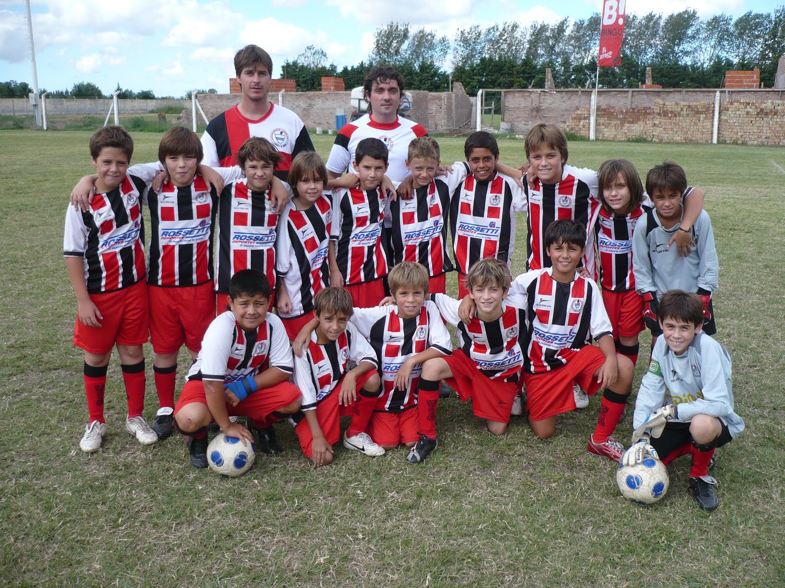 la tribuna FÚTBOL LIGA CAÑADENSE JUVENILES E INFANTILES