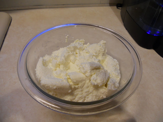 Spoon-able ricotta cheese