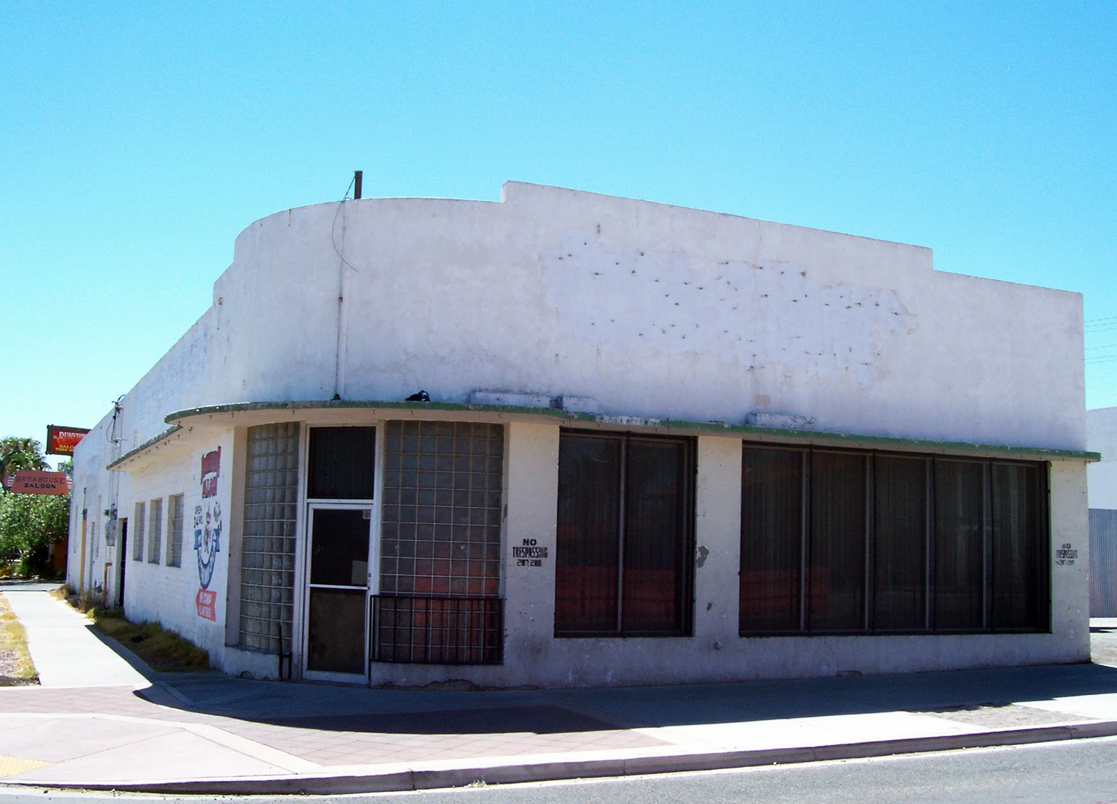 Las Vegas Arts and Culture Art Moderne... Las Vegas' rediscovered