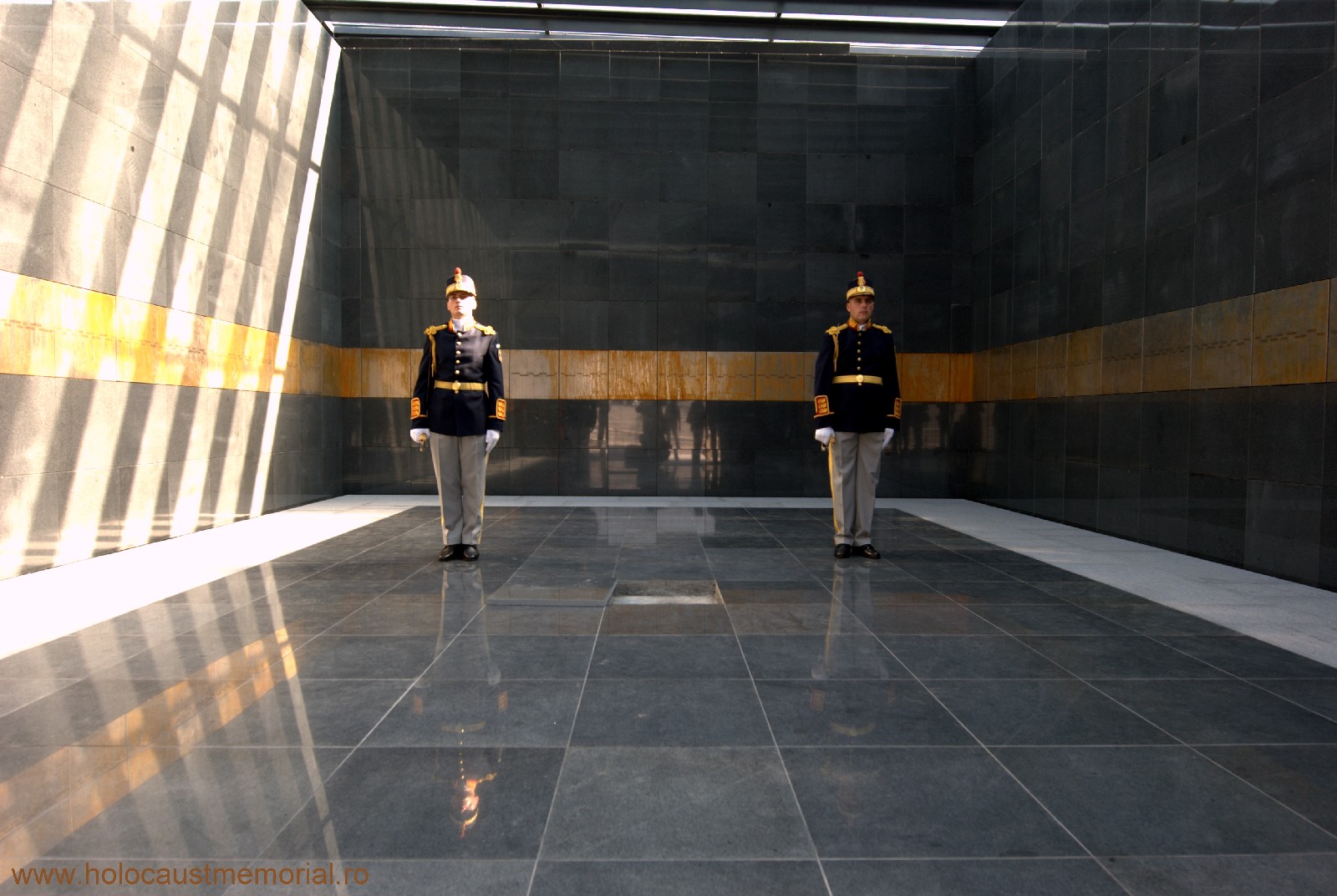 [Paying+Respect2.jpg]