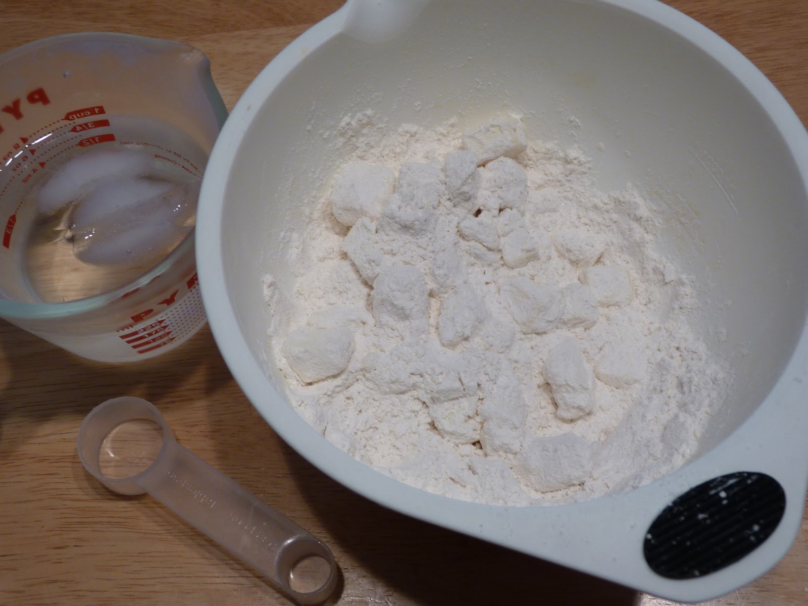 Fantastic Family Favorites Basic Butter and Shortening Pastry Pie Dough