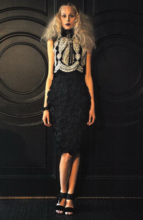 [naeem-khan-s2010-7.jpg]