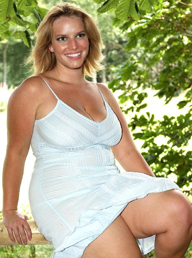 extremely fat people pics. Many people try as they might just cannot lose the extra pounds.