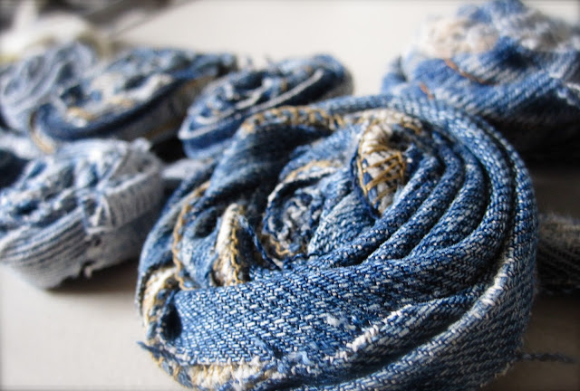 Sewing & Ripping, Etc.: Blue Jeans Revolution {Rosettes}
