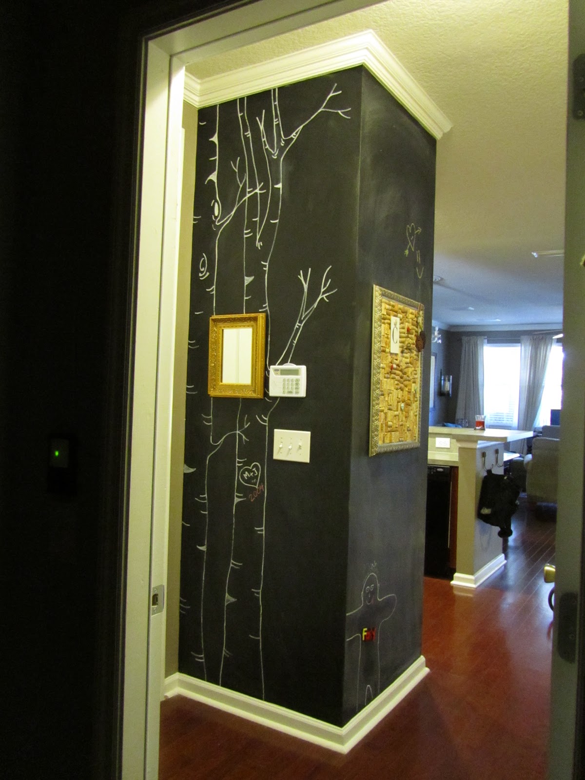 insanely-crafty-chalkboard-paint-hours-of-fun