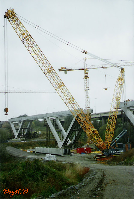 Liebherr LR, construction du viaduc TGV près de Herve.