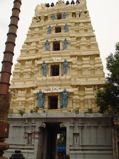 madurantakam_gopuram.jpg