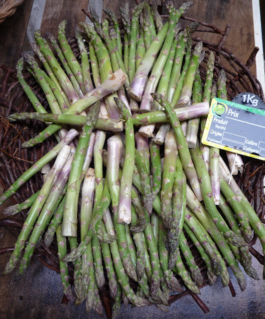 MaiTai's Picture Book The journey of asparagus in Provence