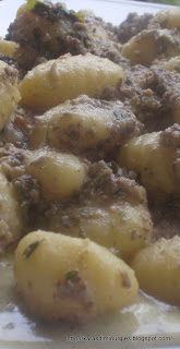 Νιόκι με μανιτάρια και καρύδι Gnocchi in portobello walnut sauce