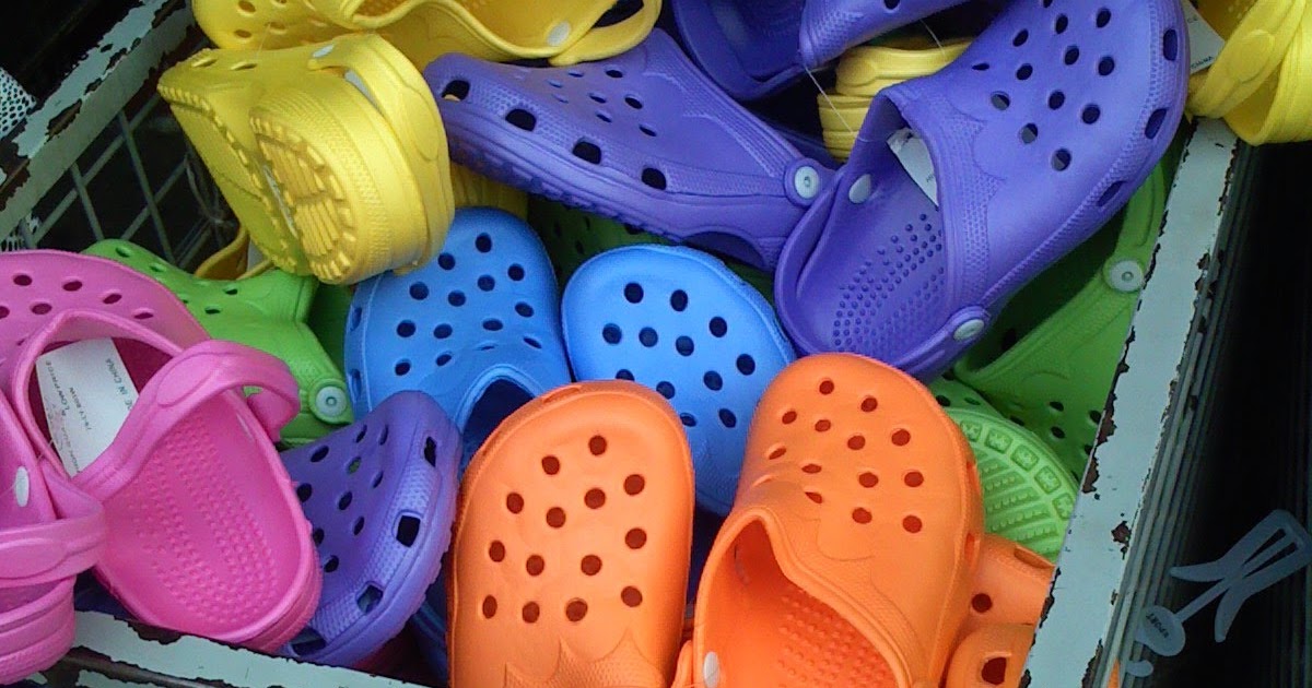 where sells crocs