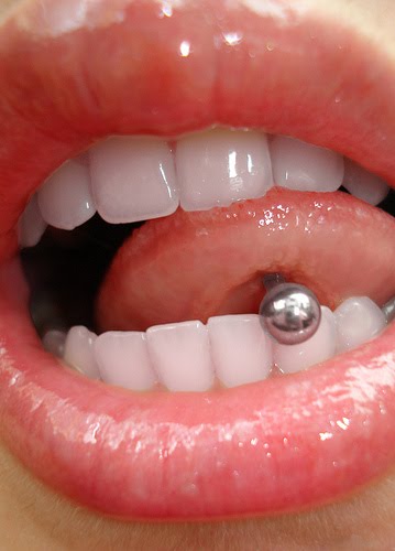 Piercing na boca, cuidados e dicas! - Integra Odontologia