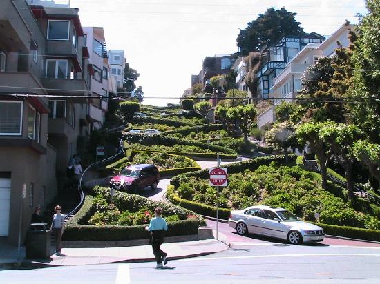 USA Sehenswürdigkeiten: Lombard Street in San Francisco