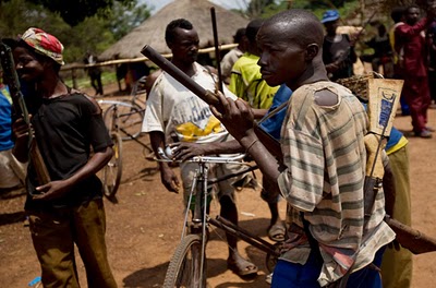 [Haitianos_con_chilena.jpg]