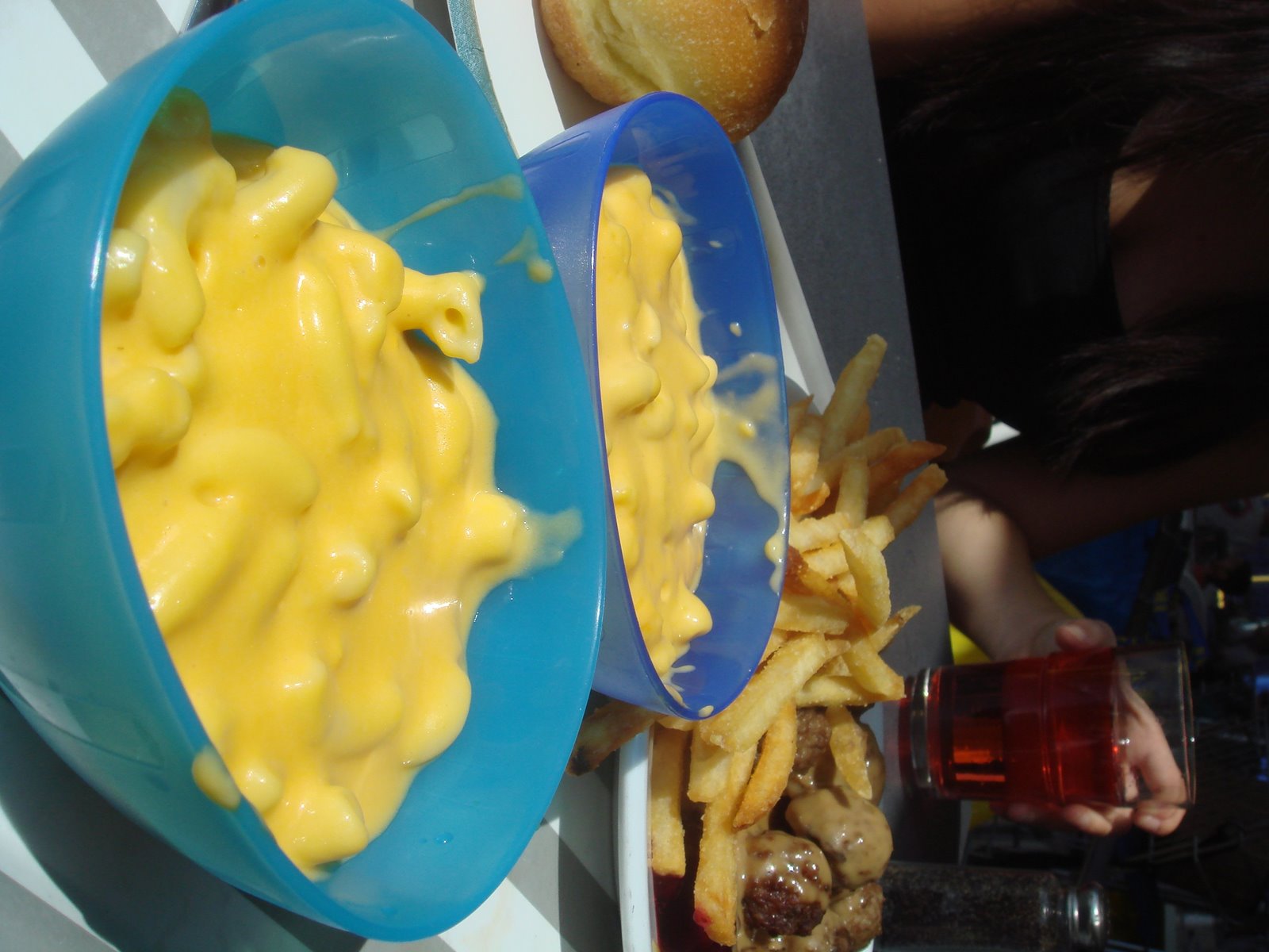 [ikea+maccheese.JPG]