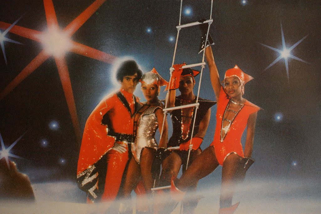 Boney m nightflight. Группа Boney m. 1978. Boney m Nightflight to Venus 1978. Бони м 1978. Группа Бони м 1975г.