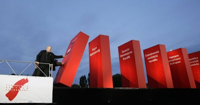 Poland started the Domino effect of the fall of communism - Walesa in Gdansk 2009