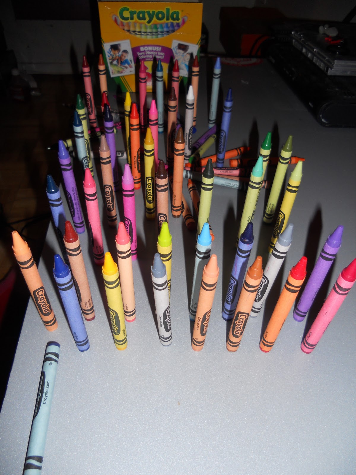 Michaels CRAYOLA STEEZE. LEARNING YOUR COLORS FROM CRAYOLA