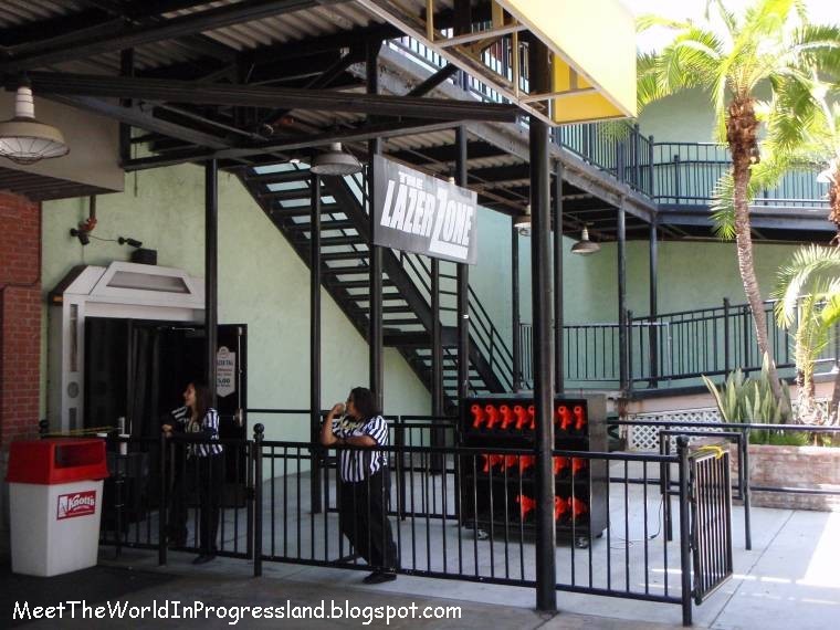 Meet The World Kingdom of the Dinosaurs Remnants at Knott's