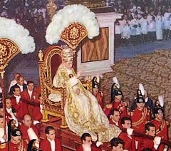Pio XII: Lourdes e a medalha milagrosa: duas devoções contra-revolucionárias
