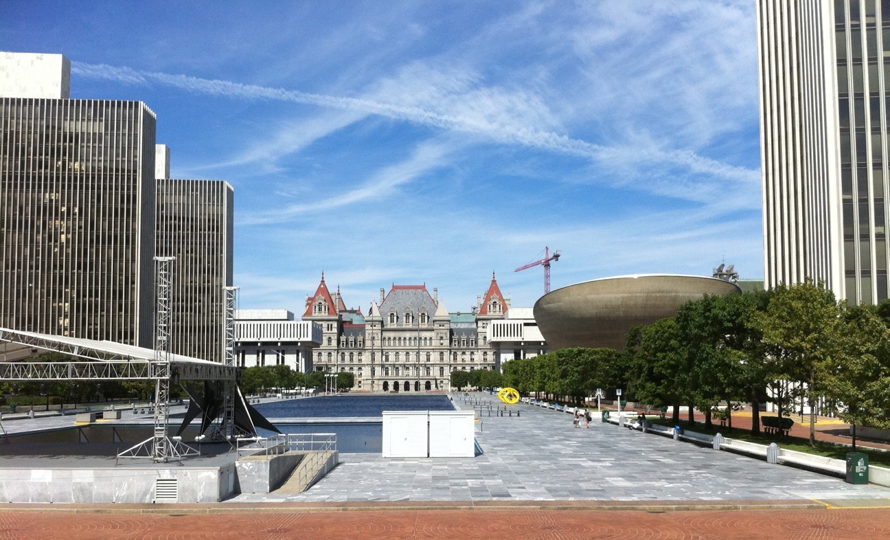 Linda Lou, live from Las Vegas! So what does Albany look like, anyway?