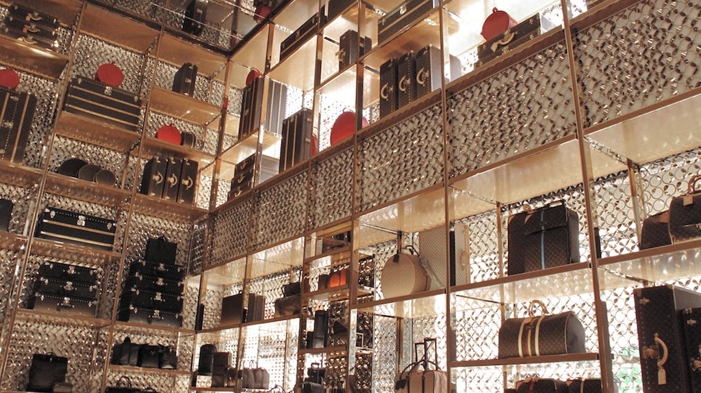 Louis Vuitton&#39;s new London store