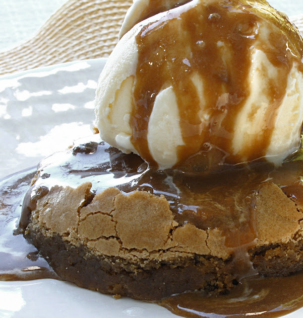 All That Splatters Blondie Sundaes