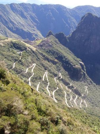 [subida+machu+picchu.jpg]