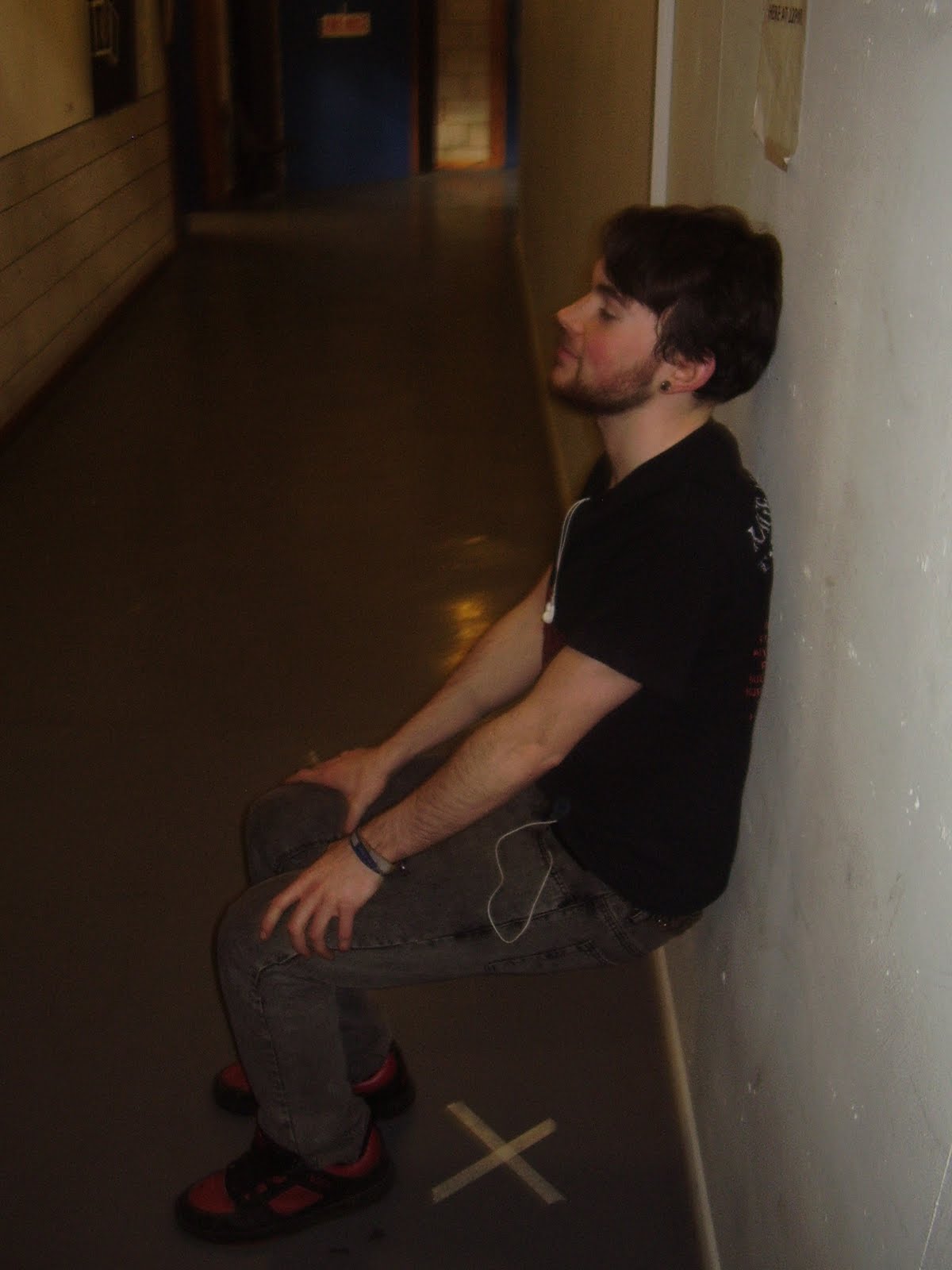 M D AINSWORTH: Sitting without a chair