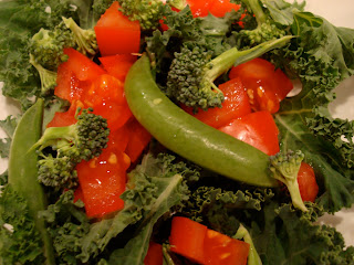 Kale and mixed vegetable salad