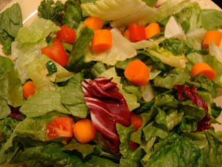 Mixed Greens with Sliced Vegetables