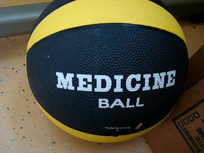 12 Pound Valeo Medicine Ball