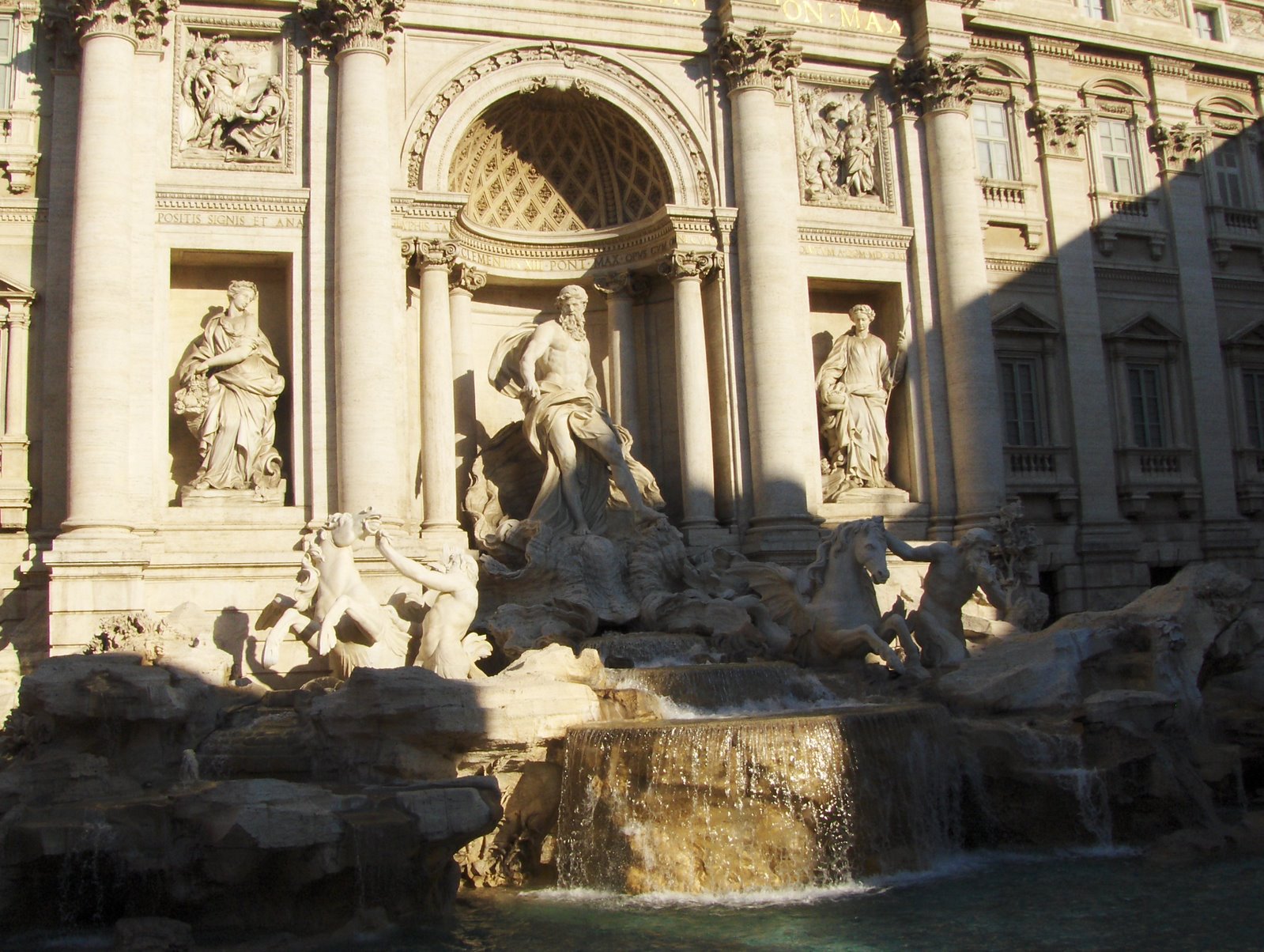 [Roma,+Italy+Prinsendam+Mediterranean+Cruise+10-20-2007+Trevi+Fountain+167.jpg]