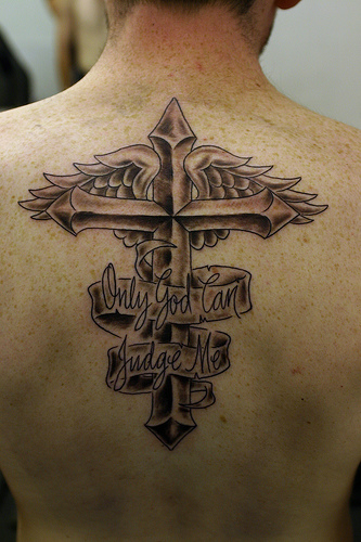 TATTOOS DESIGNS: Cool Cross tattoos with Wings for Man