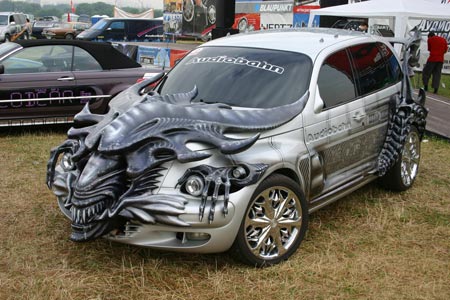 [awesome+alien+car+1.jpg]