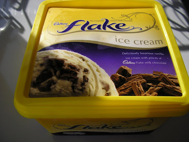 Cadbury's Flake Ice Cream 