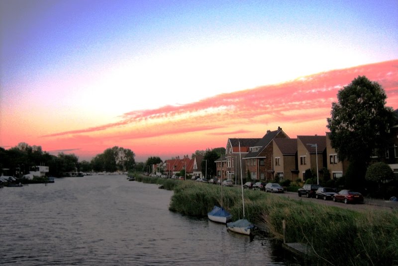 P H O T O G A L L E R Y: Strepen aan de hemel